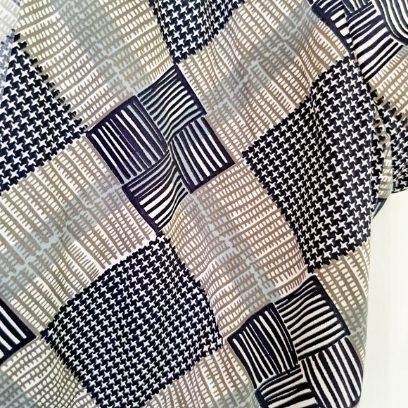 Banana Republic Petite Geometric Wrap Dress 8P - Picture 2 of 5